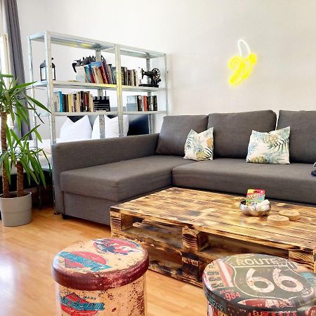 2 Zimmer Ferienwohnung In Zentraler Lage Inkl Wlan & Netflix Leipzig Bagian luar foto